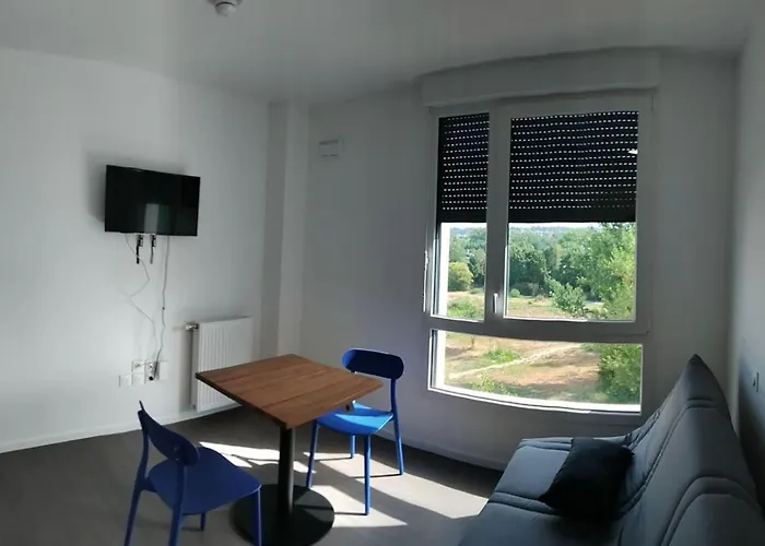 A4-11 Cosy شقة تولوز